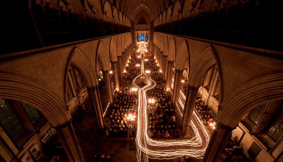 Darkness to Light (C) Ash Mills Photography